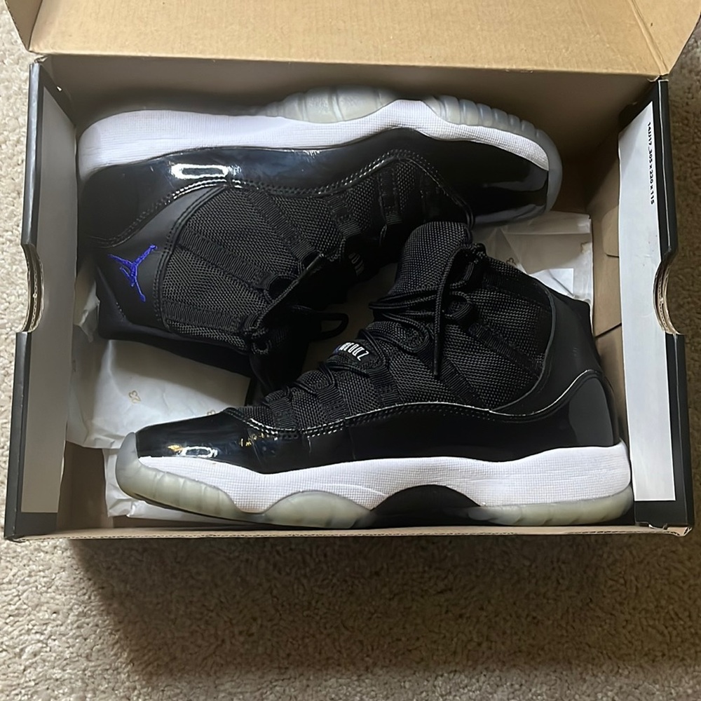 COPY - Air Jordan 11